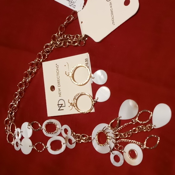 belk Jewelry Belks New Direction Long Shell Link Necklace Earring